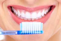 spazzolare-denti-correttamente-indicazioni